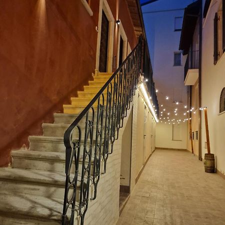 Villa Vagabondando Travel House LʼAquila Esterno foto
